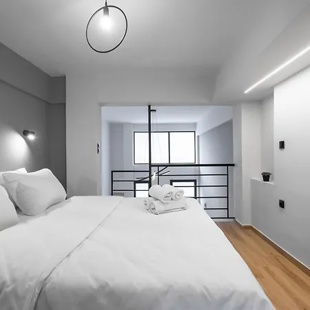 Apartment Railway Lofts